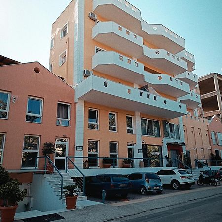 شقة Αρέθουσα Fourth Floor ! Chalkís المظهر الخارجي الصورة
